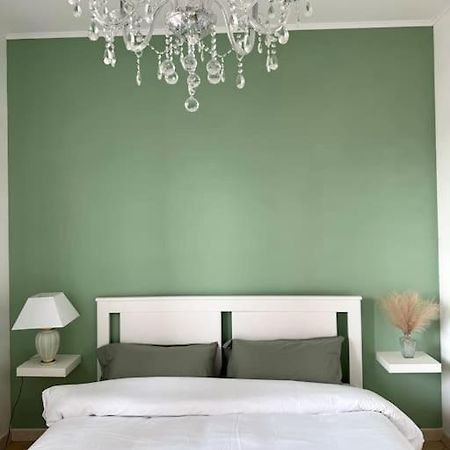 Casa Vacanza Elislor Apartments Фиумичино Екстериор снимка