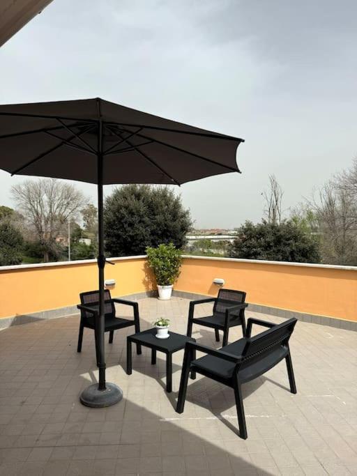 Casa Vacanza Elislor Apartments Фиумичино Екстериор снимка