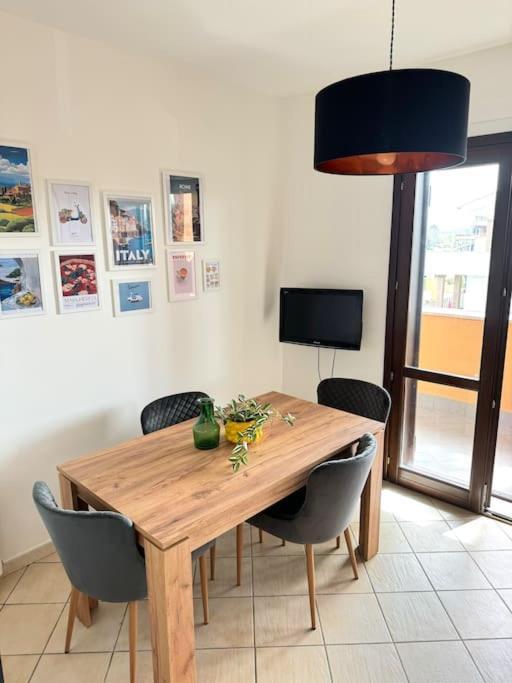 Casa Vacanza Elislor Apartments Фиумичино Екстериор снимка